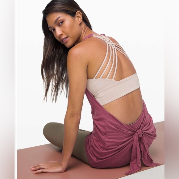 Llululemon  Tied in Energy 2-in-1 Tank
activewear criss cross tank top Sz 8 - Picture 4 of 12